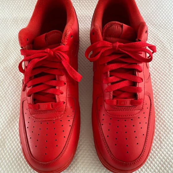 Almost in perfect condition! Nike Airforce 1 in red - Picture 14 of 16